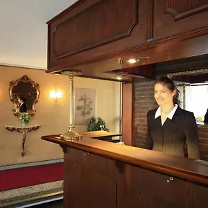 *** Hotel Lafayette Deutschland